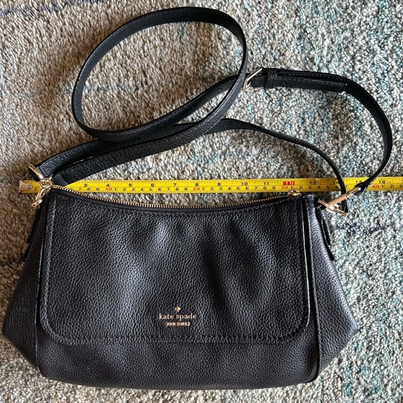 Authentic Kate Spade Crossbody Bag. Black leather, gold trim, medium size, NWOT - Picture 2 of 5